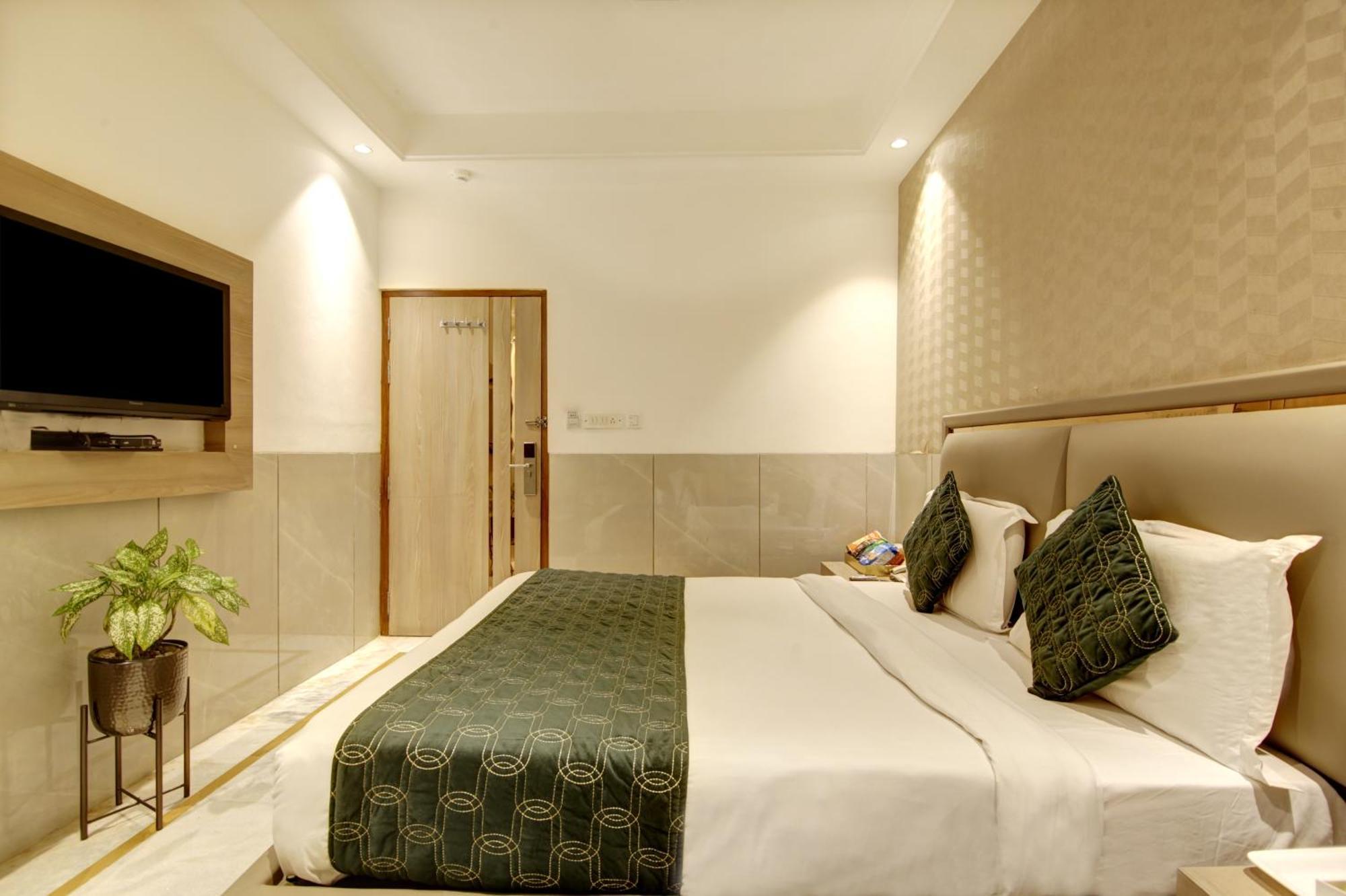 Hotel International Inn By Star Group - Near Delhi Airport New Delhi Exterior photo